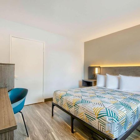 Motel 6-Marina, Ca - Monterey Dış mekan fotoğraf