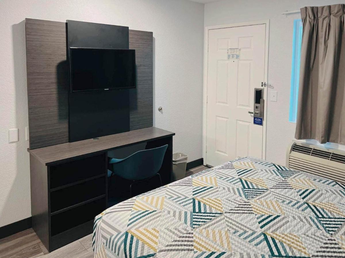 Motel 6-Marina, Ca - Monterey Dış mekan fotoğraf