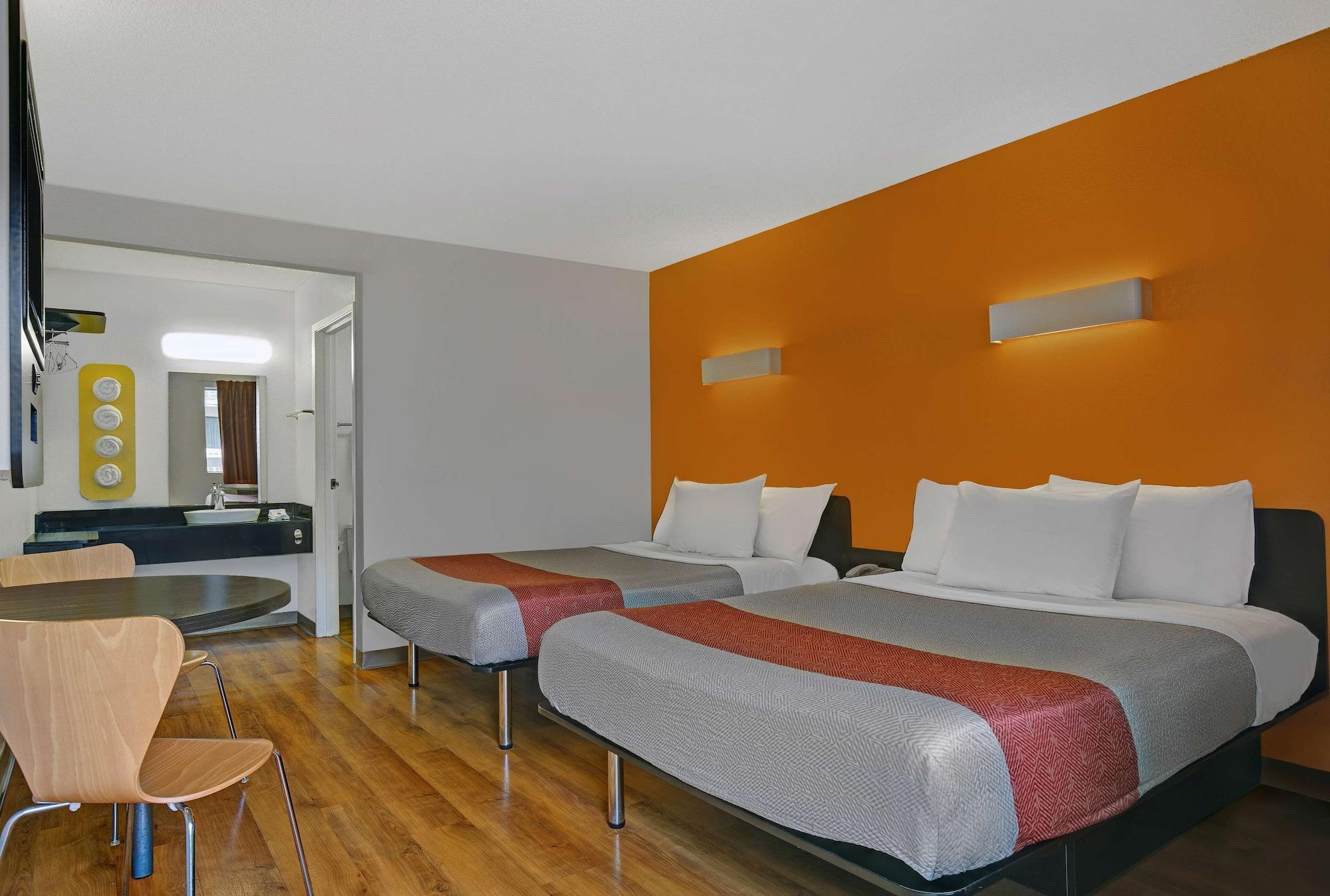 Motel 6-Marina, Ca - Monterey Dış mekan fotoğraf