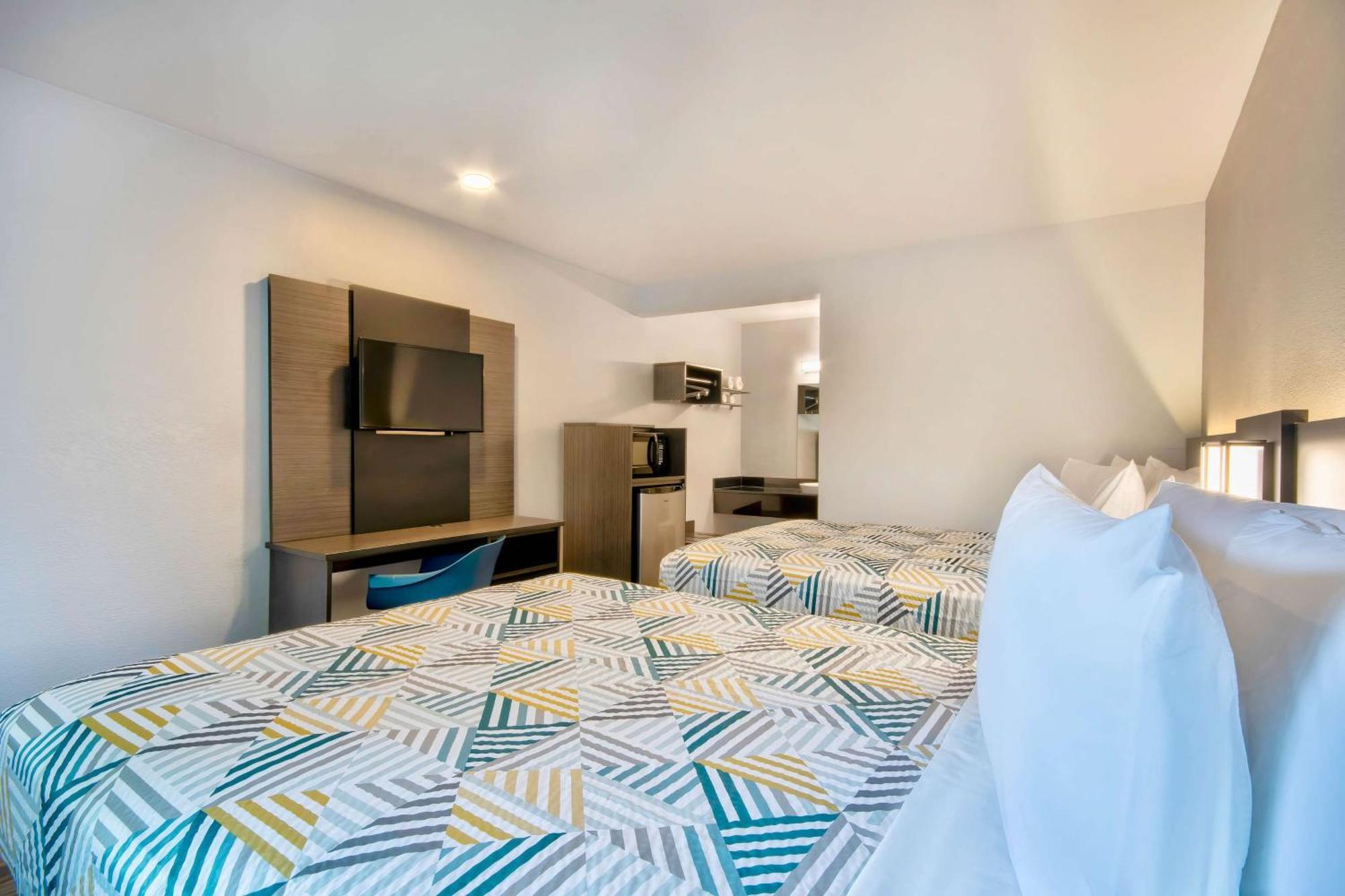 Motel 6-Marina, Ca - Monterey Dış mekan fotoğraf